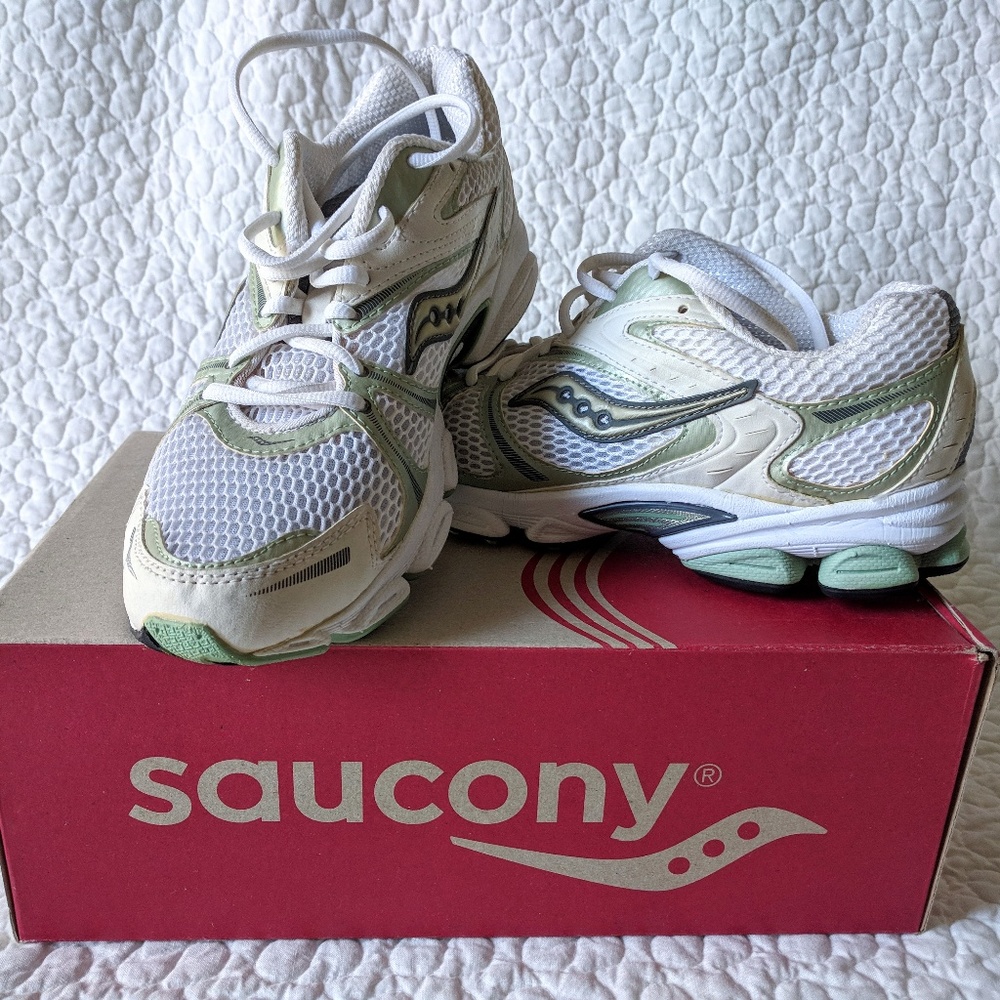 Saucony Grid XT600 Running Shoes